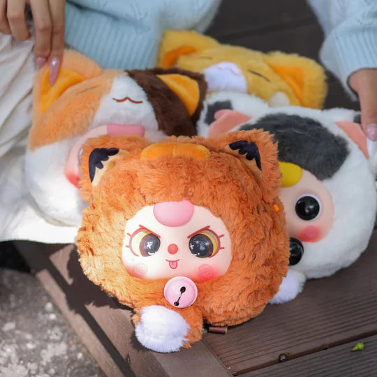 Fortune Cat Zipper Bag