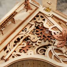 MAGIC PIANO MECHANICAL MUSIC BOX