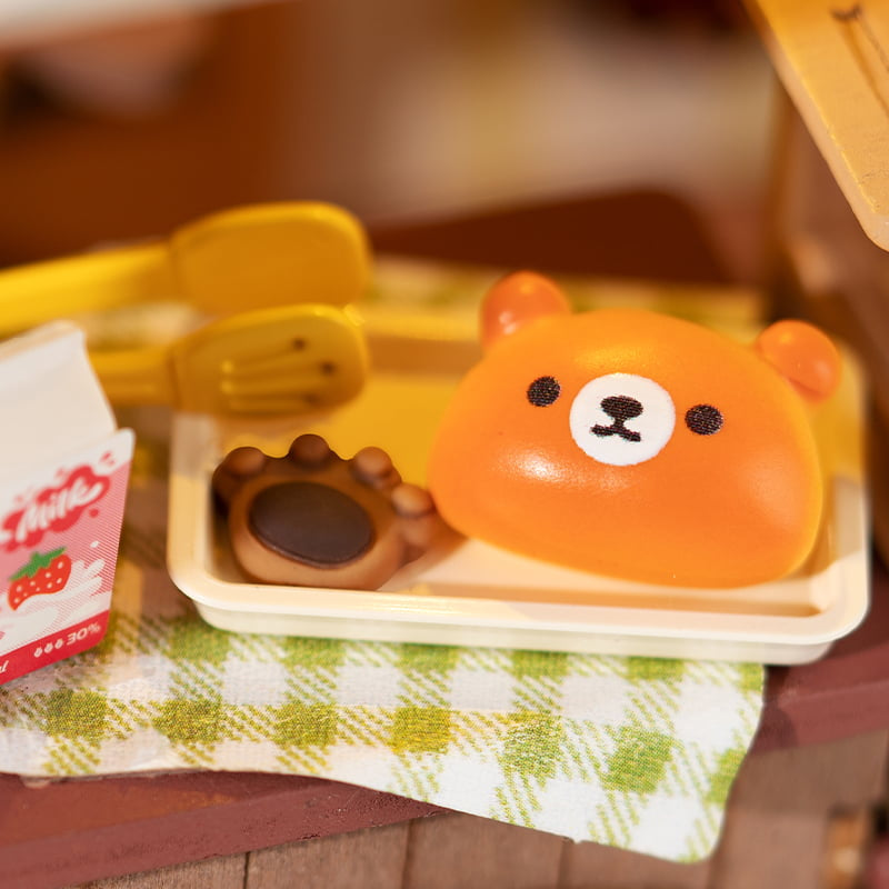 Teddys Breadbox